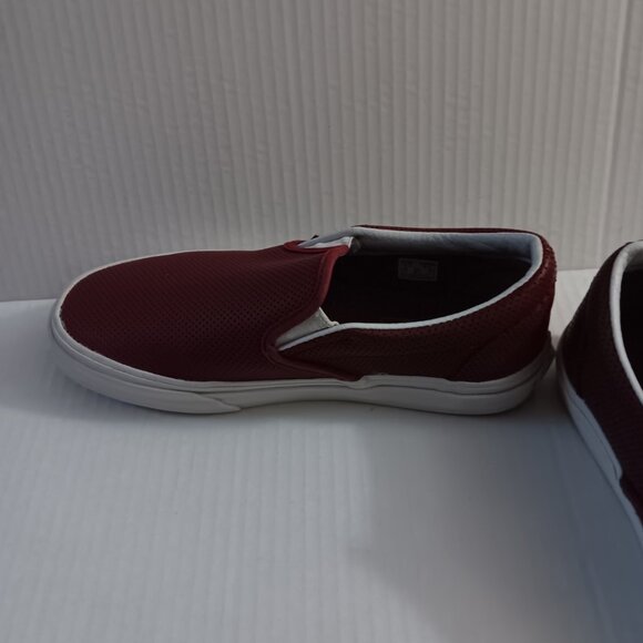 VANS WOMEN'S CRIMSON FAUX LEATHER SNEAKERS - Picture 12 of 13